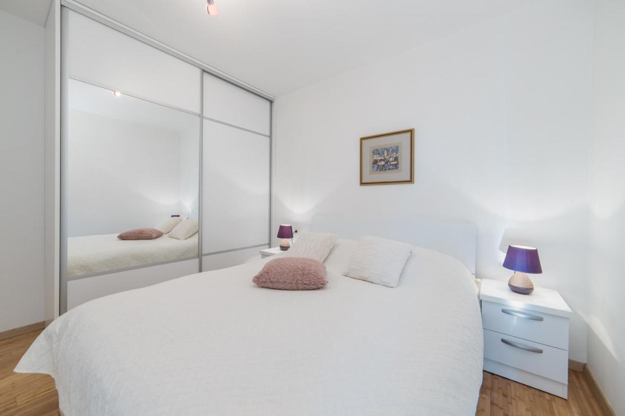 Apartments Crystal Makarska Esterno foto